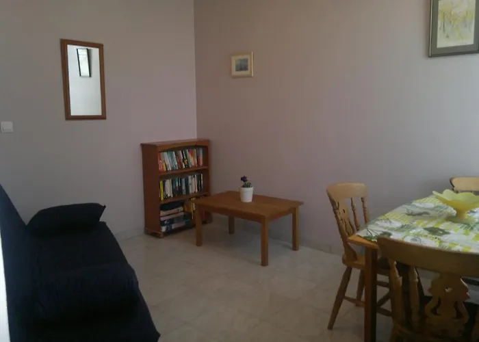 Pedro's Garden Апартаменты Понтан-ле-Форж